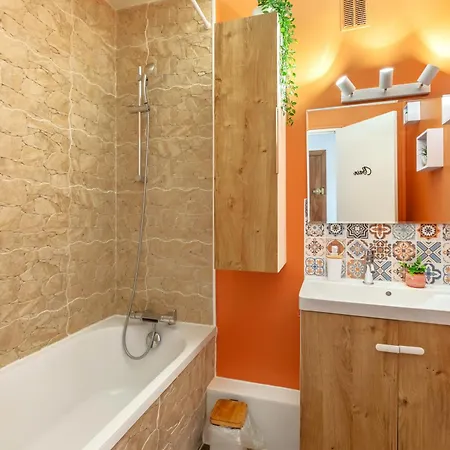 Le - Gare 3 Min - Paris 20 Min - 25 Min - Lumineux & Chaleureux - Free Wifi Apartment