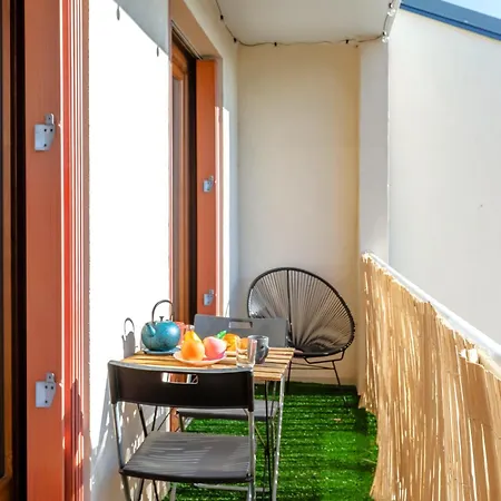 Apartment Le - Gare 3 Min - Paris 20 Min - 25 Min - Lumineux & Chaleureux - Free Wifi *